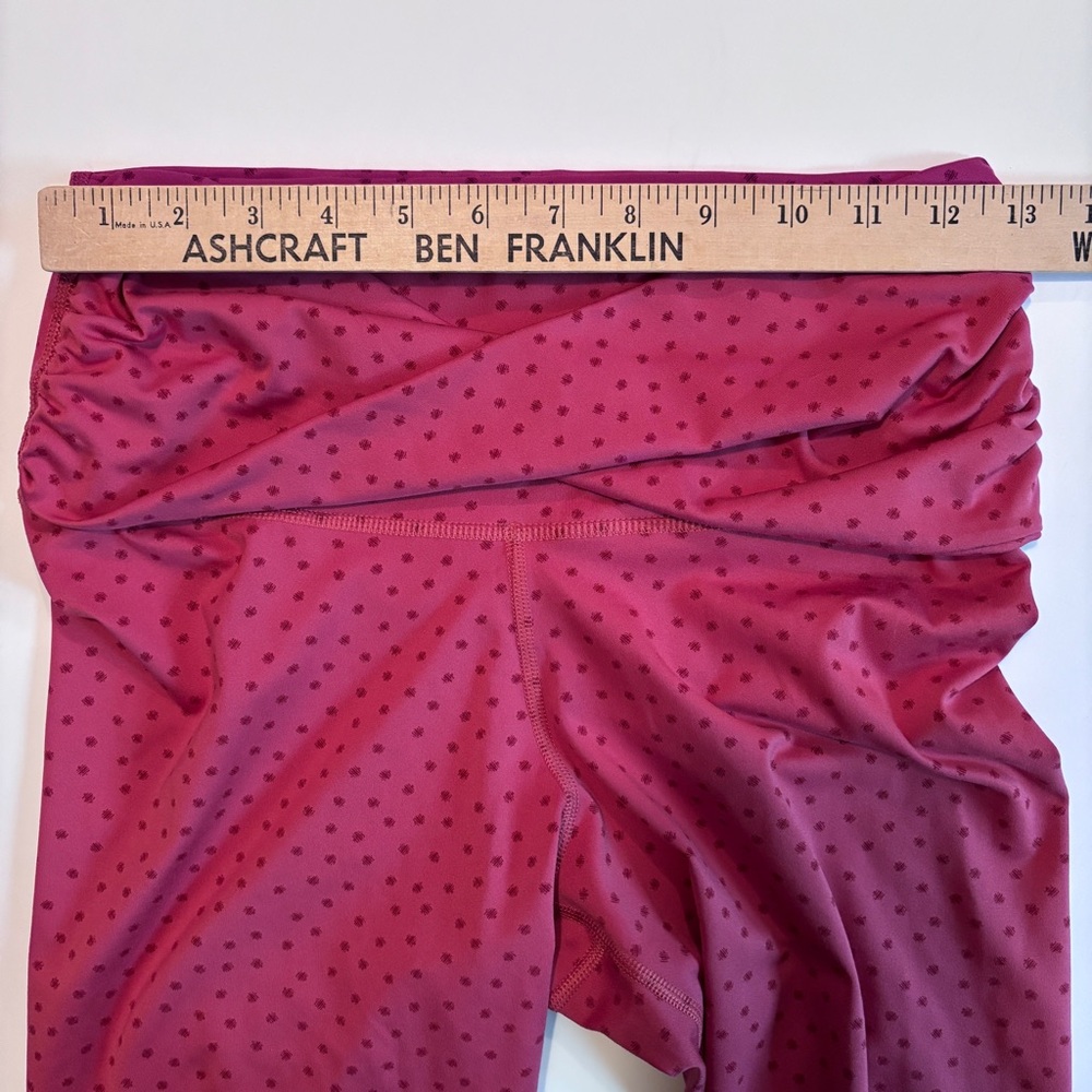 NWOT Nike Yoga Legging Women's Size M Polka-Dot Twist High-Waisted Ankle - Picture 6 of 8